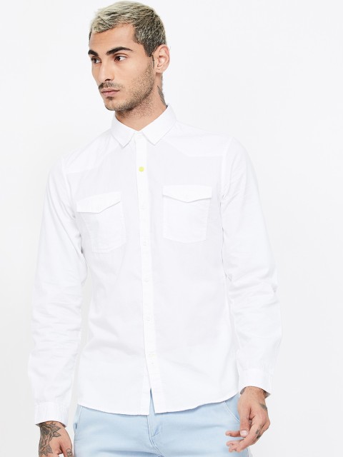 

UCLA Men White Regular Fit Solid Casual Shirt