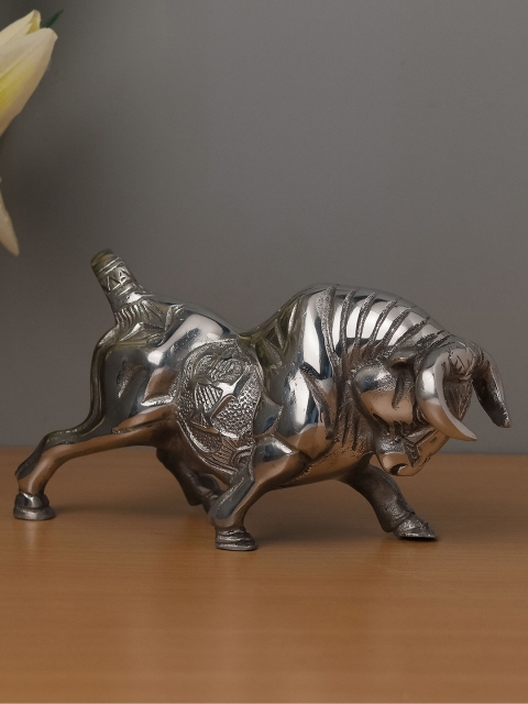 

Homesake Silver-Toned The Raging Bull Showpiece