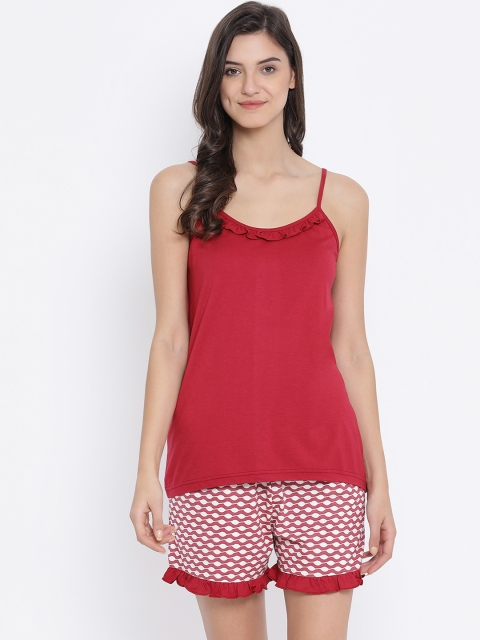 

Kanvin Women Red & White Solid Night suit
