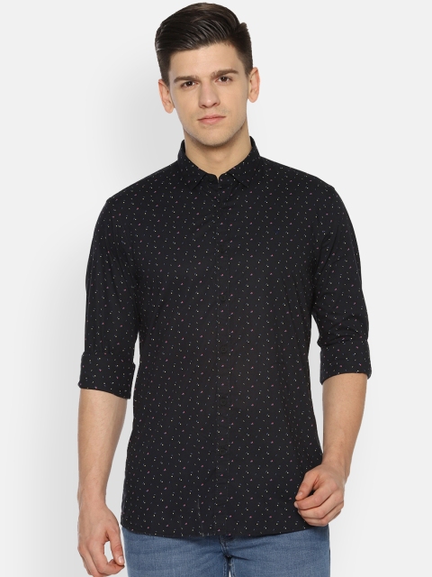 

Solly Jeans Co. Men Black Regular Fit Printed Casual Shirt