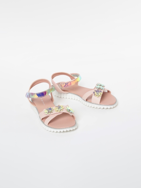 

Fame Forever by Lifestyle Girls Pink Applique Detail Open Toe Flats