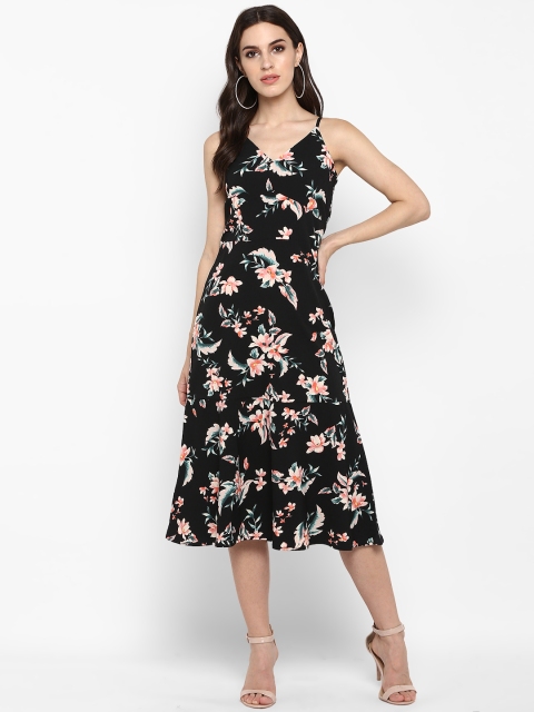 

MIAMINX Women Black & White Printed Fit and Flare Dress