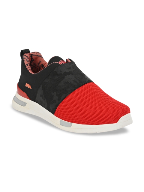 

Hitz Men Red & Black Coloublocked Running Shoes