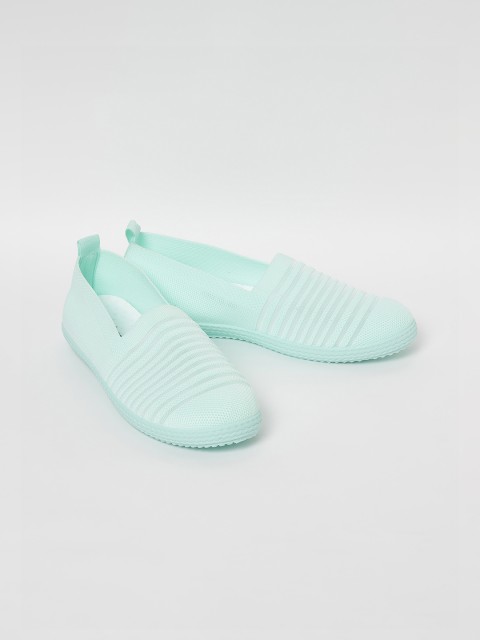 

Ginger by Lifestyle Women Sea Green Slip-On Sneakers