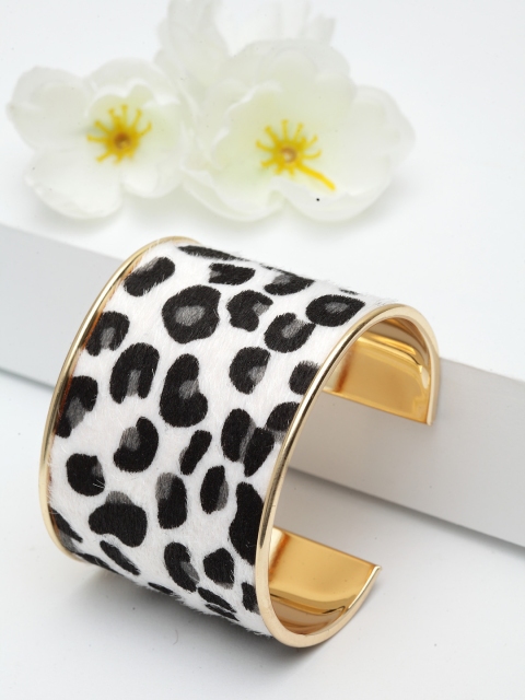 

AVANT-GARDE PARIS Gold-Plated White & Black Animal Patterned Open Adjustable Bangle