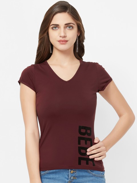 

bebe Women Maroon Printed V-Neck T-shirt