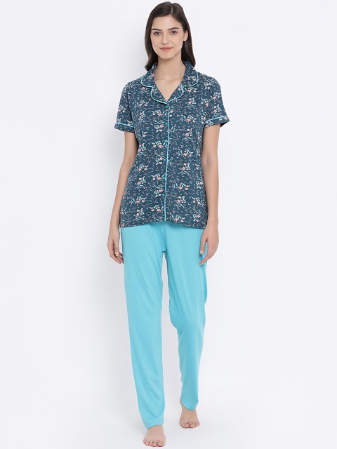 

Kanvin Women Teal Green & Blue Printed Night Suit