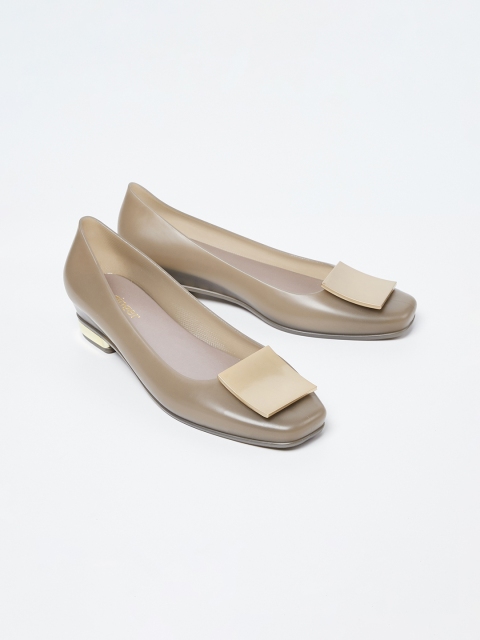 

Ginger by Lifestyle Women Brown Solid Pumps