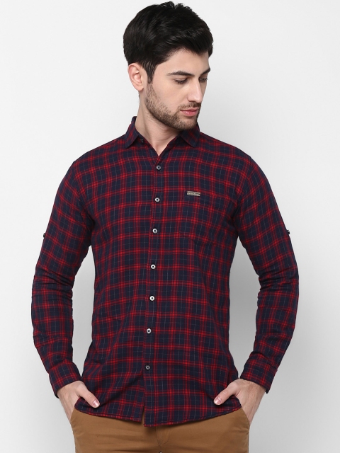 

Urbano Fashion Men Navy Blue & Red Slim Fit Checked Casual Shirt