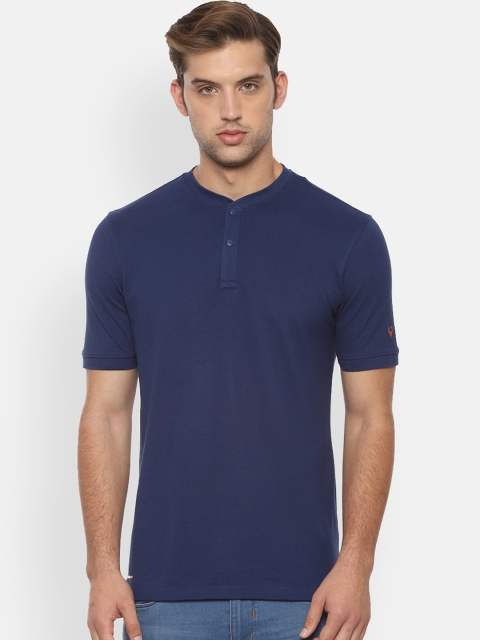 

Solly Jeans Co. Men Navy Blue Solid Mandarin Collar T-shirt