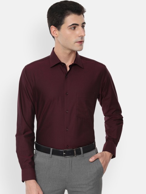 

Van Heusen Men Burgundy & Black Regular Fit Self Design Formal Shirt