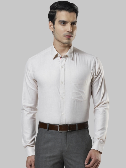 

Next Look Men Off-White Slim Fit Solid Formal Shirt