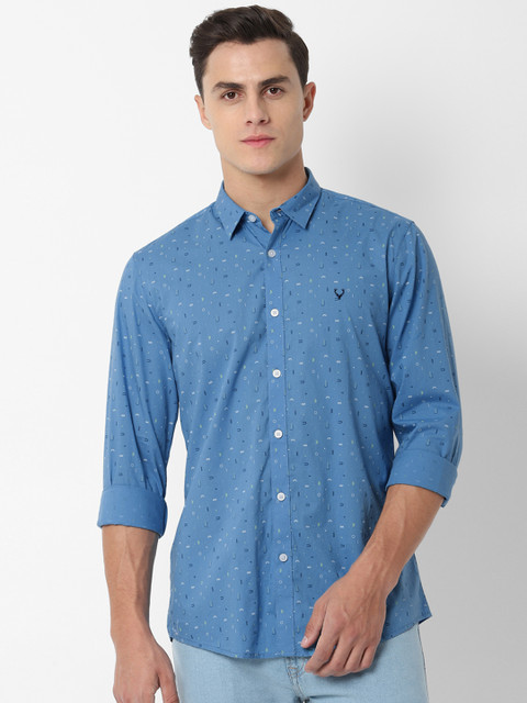 

Solly Jeans Co. Men Blue Regular Fit Printed Casual Shirt