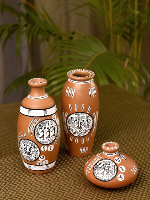 

Unravel India Set of 3 Brown & White Warli Handpainted Terracotta Pots