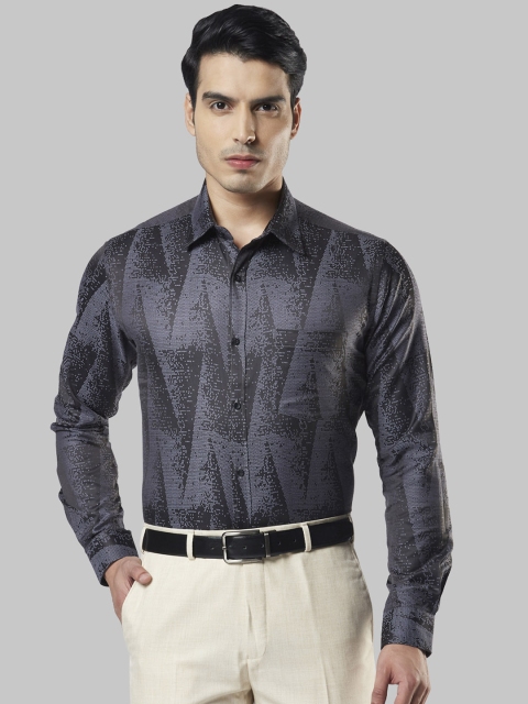 

Next Look Men Grey & Black Regular Fit Printed Formal Shirt