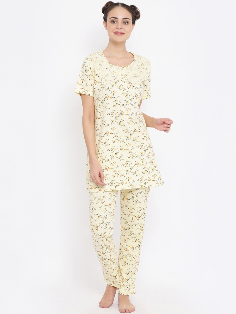 

Kanvin Women Yellow & Green Printed Night Suit