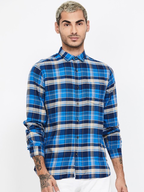 

Bossini Men Navy Blue & Beige Regular Fit Checked Casual Shirt