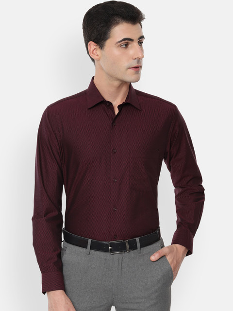 

Van Heusen Men Burgundy & Black Regular Fit Self Design Formal Shirt