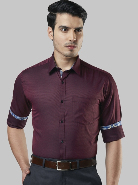 

Next Look Men Maroon Slim Fit Self Design Formal Shirt