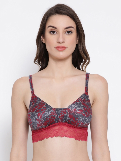 

Clovia Maroon & Grey Printed Non-Wired Lightly Padded Bralette Bra BR1967P0532B