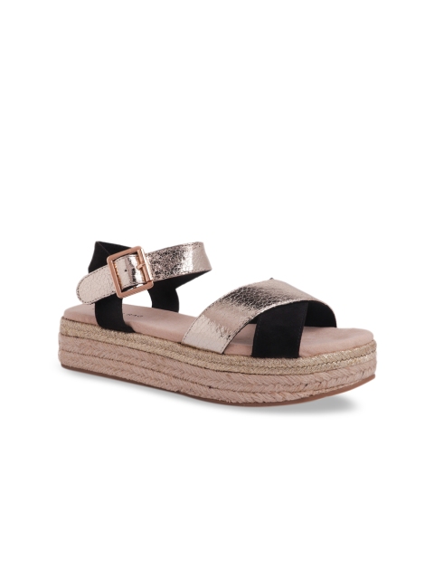 

London Rag Women Gold-Toned & Black Solid Sandals
