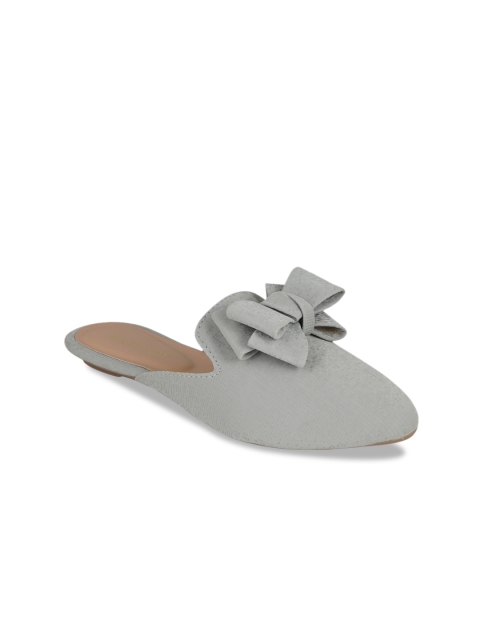

SCENTRA Women Grey Solid Mules