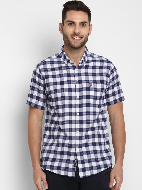 

Red Tape Men Blue & White Regular Fit Checked Casual Shirt