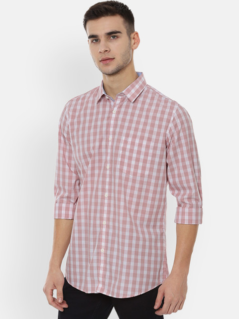 

Van Heusen Sport Men Pink & White Slim Fit Checked Casual Shirt