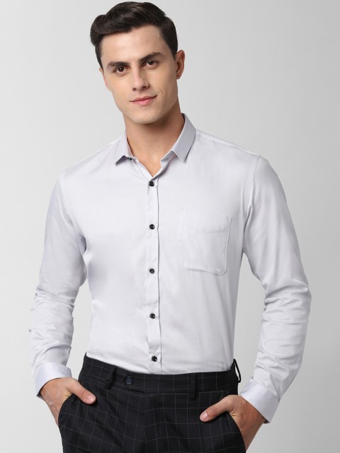 

Peter England Men Grey Regular Fit Solid Formal Shirt