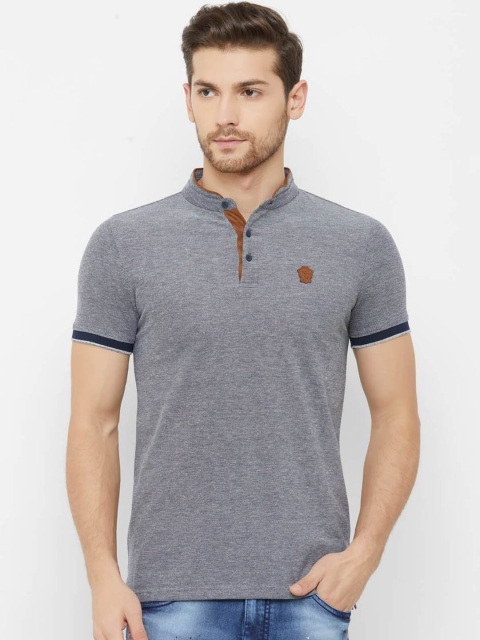 

NEXGEN CLUB Men Grey Solid Mandarin Collar T-shirt