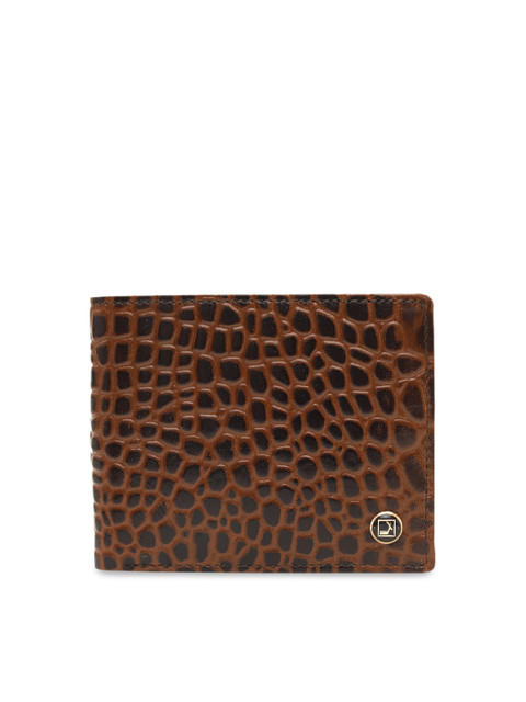 

Da Milano Men Brown Textured Leather Two Fold Wallet