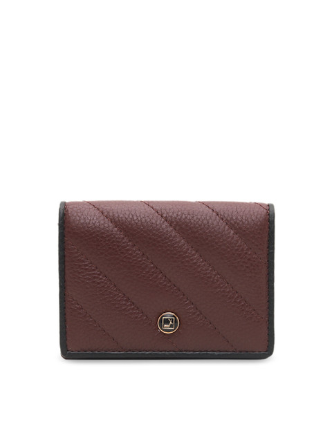 

Da Milano Men Maroon Textured Leather Two Fold Wallet