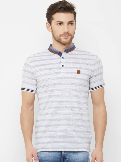

NEXGEN CLUB Men White Striped Mandarin Collar T-shirt