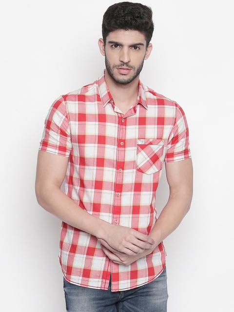 

Mufti Men White & Red Slim Fit Checked Casual Shirt