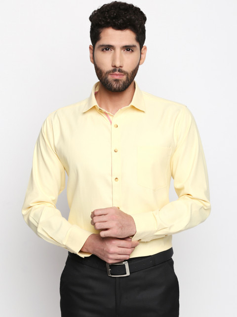 

Solemio Men Yellow Regular Fit Solid Formal Shirt