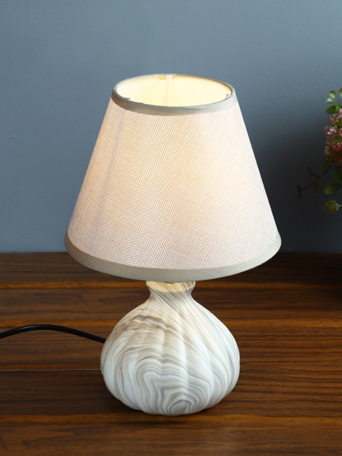 

House Of Accessories Beige Solid Contemporary Table Top Lamp with Shade