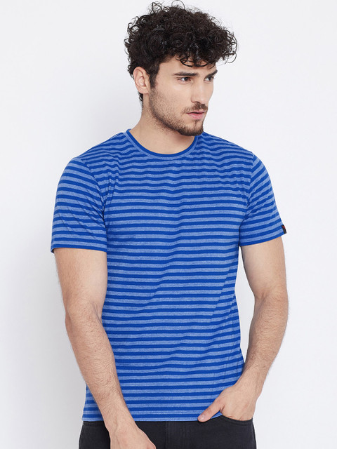 

LE BOURGEOIS Men Blue Striped Round Neck T-shirt
