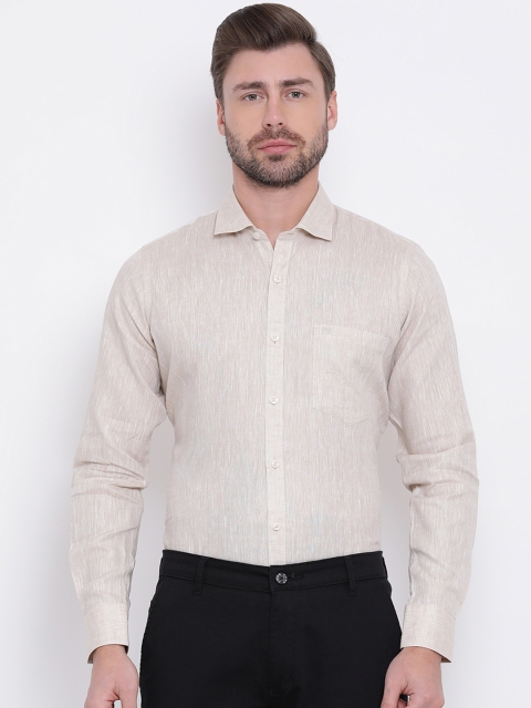

Monte Carlo Men Beige Regular Fit Solid Casual Linen Shirt