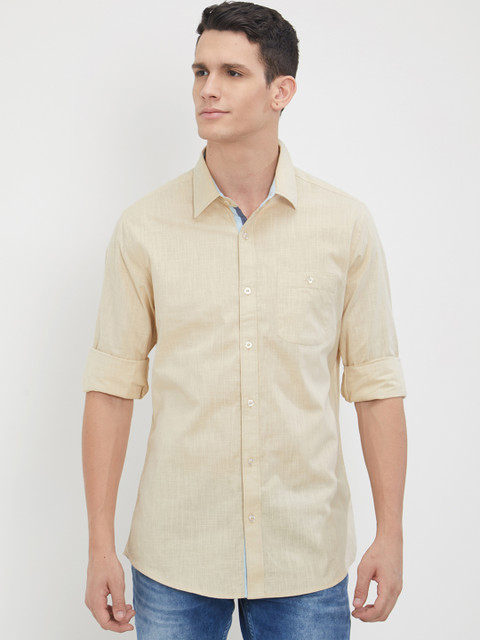 

Solemio Men Beige Regular Fit Solid Casual Shirt