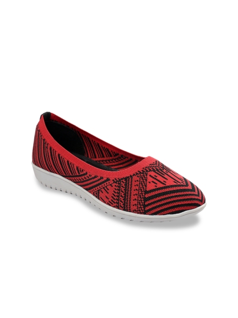 

meriggiare Women Red Woven Design Mesh Ballerinas