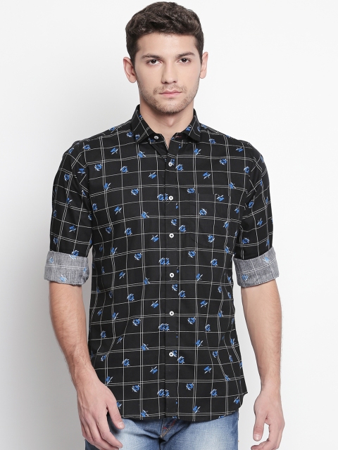 

Solemio Men Black & Blue Regular Fit Checked Casual Shirt