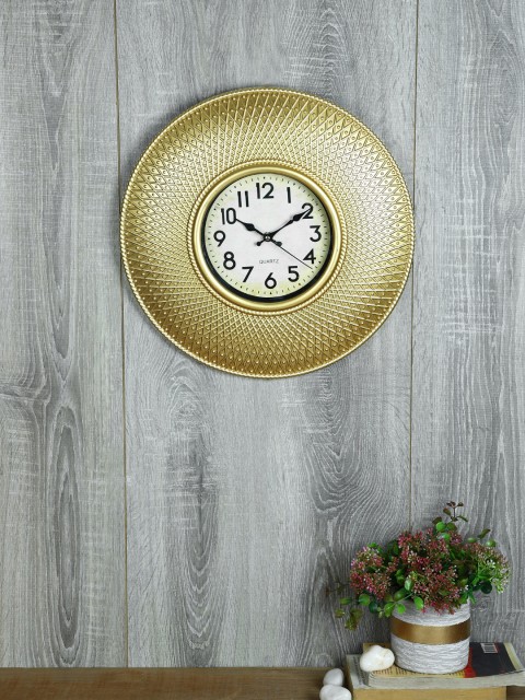 

House Of Accessories Gold-Toned & White Square Textured Analogue Wall Clock (40 x 5)