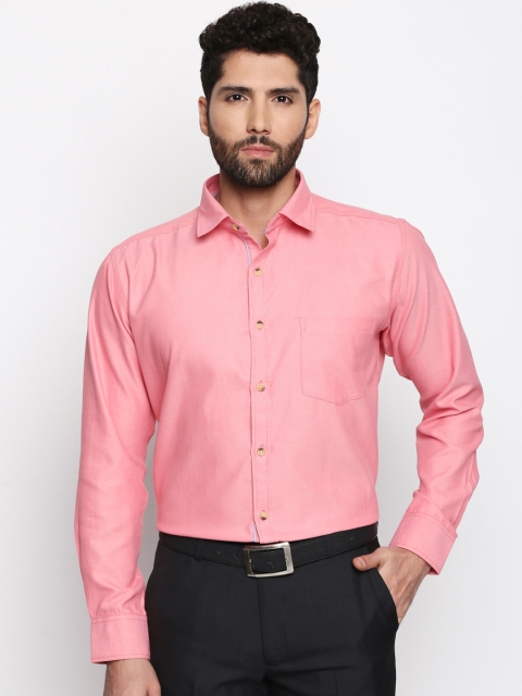 

Solemio Men Pink Regular Fit Solid Formal Shirt