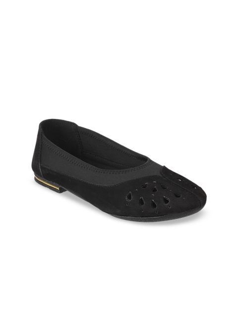

Mochi Women Black Solid Ballerinas