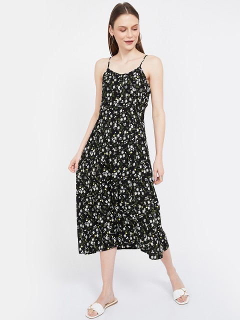 

Ginger by Lifestyle Women Black & Green Floral Printed Fit and Flare Dress