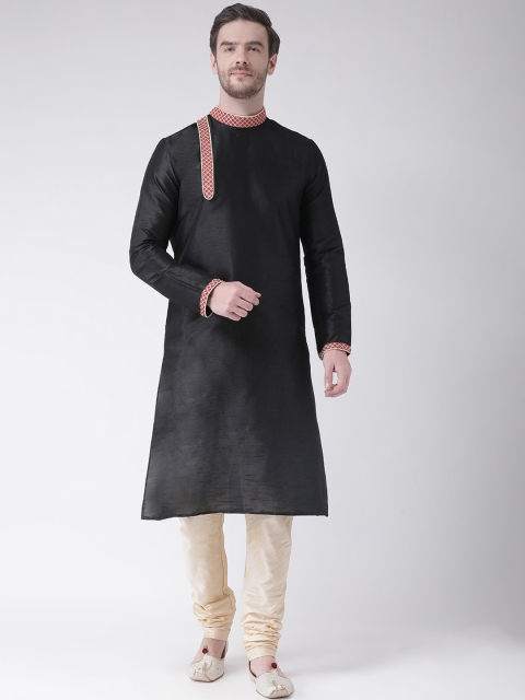 

DEYANN Men Black & Cream-Coloured Self Design Kurta with Churidar
