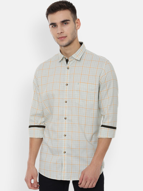 

Van Heusen Sport Men White & Beige Slim Fit Checked Casual Shirt