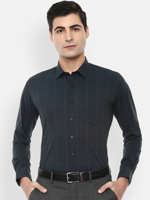 

Van Heusen Men Green Slim Fit Checked Formal Shirt