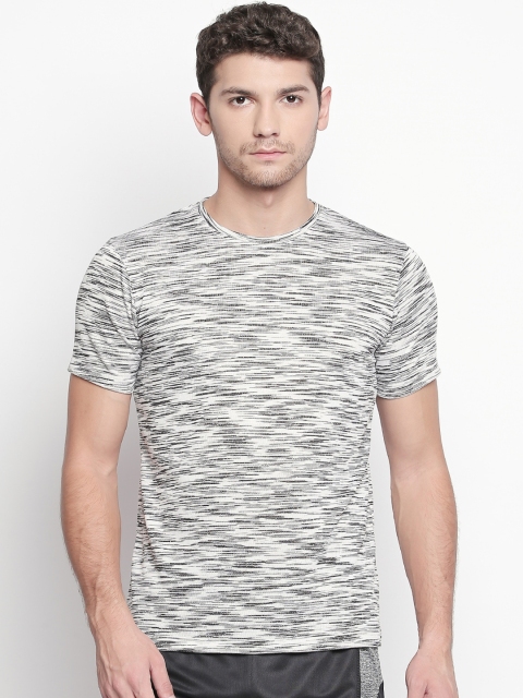 

FiTZ Men Off White & Grey Printed Round Neck T-shirt