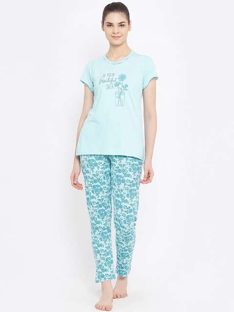 

Kanvin Women Turquoise Blue Printed Night Suit